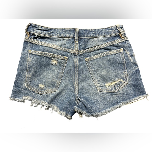 FREE PEOPLE zip fly denim frayed distressed jean shorts size 30 EUC - Picture 6 of 6